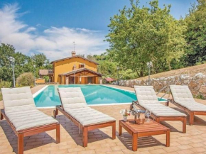 Lush villa in Umbria with private pool